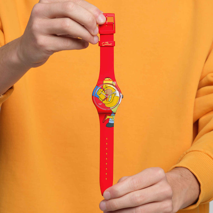 Sweet Embrace The Simpsons Swatch SO29Z120